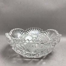 Load image into Gallery viewer, Vintage Glass Pinwheel Sawtooth Bowl (3x8)

