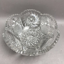 Load image into Gallery viewer, Vintage Cut Glass Pinwheel Sawtooth Bowl (4x9)
