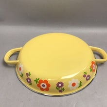 Load image into Gallery viewer, Vintage 1970s Moneta Italy Enamelware Fry Pan Skillet Yellow Flower Power (11")
