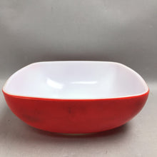 Load image into Gallery viewer, Vintage Pyrex Red Square 2 1/2 Qt Hostess Bowl Ovenware USA #525B-025 (As Is)
