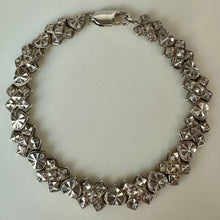 Load image into Gallery viewer, Vintage Beverly Hills Sterling XO Heart Link Bracelet (7.25")
