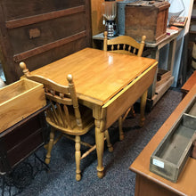 Load image into Gallery viewer, Dropleaf Table w/2 Chairs (30x50x36)
