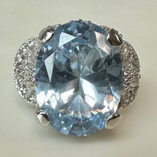 Load image into Gallery viewer, Espo J Esposito Sterling Pale Blue Topaz CZ Cocktail Ring sz 6
