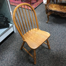 Load image into Gallery viewer, Oak Dining Table w/4 Chairs (30x50x38)
