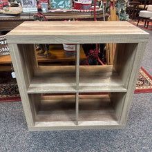 Load image into Gallery viewer, Cube Shelf (31x31x16)
