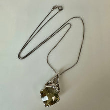 Load image into Gallery viewer, Vintage Sterling Lemon Quartz Pendant on 18" Chain Necklace (1.25")
