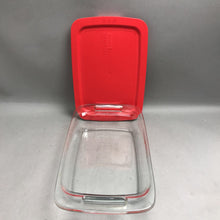 Load image into Gallery viewer, Pyrex 2qt Easy Grab 7 x 11 Glass Baking Storing Serving Dish BPA with Lid
