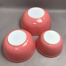 Load image into Gallery viewer, Pyrex Mixing Bowls Flamingo Pink Set Nesting Vintage 402, 403, 404
