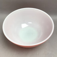 Load image into Gallery viewer, Vintage Pyrex Pink Flamingo Mixing Bowl #403 2.5 Quart Made in USA
