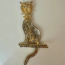 Load image into Gallery viewer, Vintage Goldtone Rhinestone Figural Cat Brooch Pin with Articulated Tail (4")
