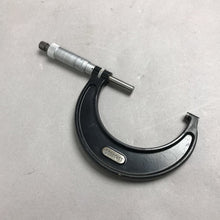 Load image into Gallery viewer, Starrett Outside Micrometer 2-3" Model 436
