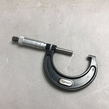 Load image into Gallery viewer, Starrett Outside Micrometer 1-2" Model 436
