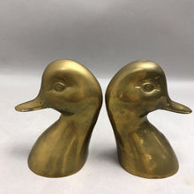 Load image into Gallery viewer, Vintage Solid Brass Duck Head Bookends (5")
