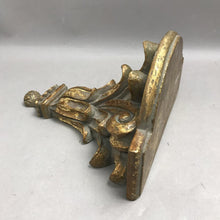 Load image into Gallery viewer, Vintage Italian Florentine-Style Wall Sconce (10x9)
