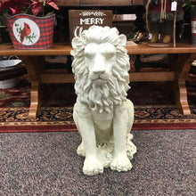 Load image into Gallery viewer, Resin Lion Statue Pair (22")
