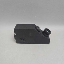 Load image into Gallery viewer, Gemological Gem Refractometer (2x6x3.75)
