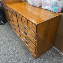 Load image into Gallery viewer, Maple Dresser 6 Drawer (30x48x18)
