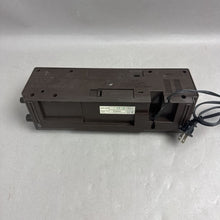Load image into Gallery viewer, Vintage GE AM/FM Clock Radio AS IS (4x12x4)
