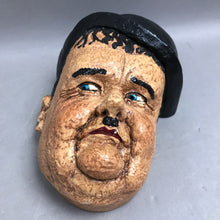 Load image into Gallery viewer, Oliver Hardy Chalkware Face/Head Wall Plaque (9x6.5x4.5)
