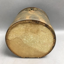 Load image into Gallery viewer, Antique Victorian Round Box (6x7x7)
