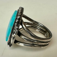 Load image into Gallery viewer, Vintage Waldeck Johnson Navajo Sterling Turquoise Flower Setting Ring sz 6
