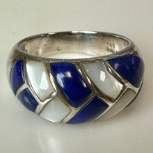 Load image into Gallery viewer, Vintage S&amp;G Sterling Mother of Pearl Lapis Lazuli Woven Inlay Ring sz 8
