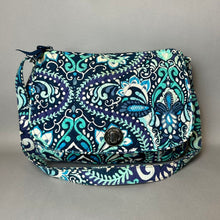 Load image into Gallery viewer, Vera Bradley Blue Island Medallion Quilted Turnlock Saddle Crossbody Purse (9x13x3")
