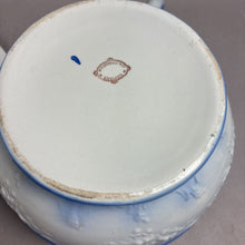 Load image into Gallery viewer, Vintage W.H. Grindley &amp; Co. Blue Ceramic Chamber Pot England (5x8)
