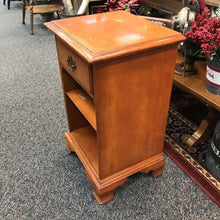 Load image into Gallery viewer, Mengel Oak Nightstand AS IS (30x18x15)
