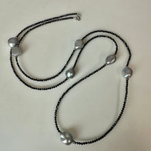Load image into Gallery viewer, Gray Baroque Pearl Black Spinel Beaded Sterling Clasp Necklace (34")
