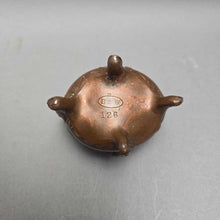 Load image into Gallery viewer, Antique B&amp;W Footed Souvenir Trinket/Jewelry Box, Duluth, Minn (2x2.25x2.5)
