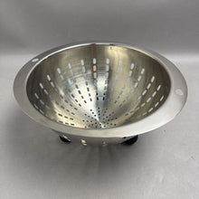 Load image into Gallery viewer, Oneida Stainless Steel Strainer (5x11x10)
