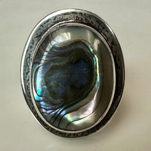 Load image into Gallery viewer, Vintage Signed Sterling Abalone Ring sz 8
