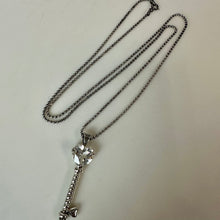 Load image into Gallery viewer, Vintage Sterling CZ Heart Key Pendant on 30" Beaded Chain Necklace (2")
