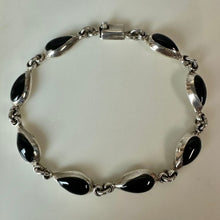 Load image into Gallery viewer, Vintage Sterling Onyx Teadrop Link Bracelet (8")
