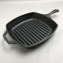 Load image into Gallery viewer, Lodge Cast Iron Square Grill Pan (16.5x10.5)
