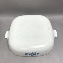 Load image into Gallery viewer, Corning Ware Pyroceram Blue Cornflower Casserole Dish with Lid (10")
