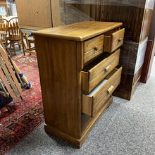 Load image into Gallery viewer, Dresser 4 Drawer (43x38x19)
