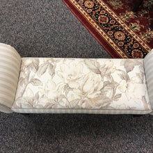 Load image into Gallery viewer, Upholstered Bench (22x42x14)
