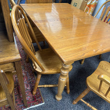 Load image into Gallery viewer, Oak Kitchen Table (30x61x38) w/ 4 Chairs 20" Leaf
