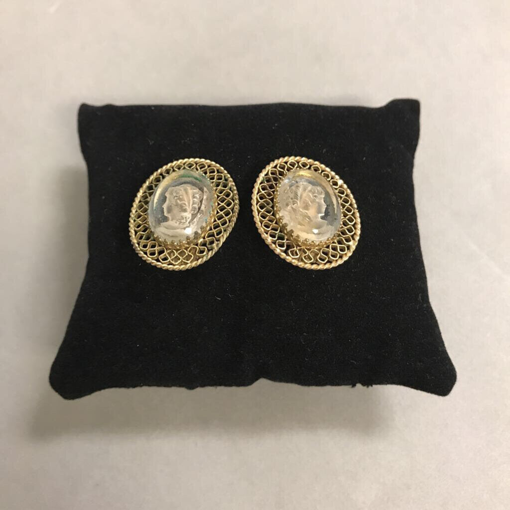 Vintage Whiting & Davis Clear Carved Lucite Cameo Goldtone Clip Earrings