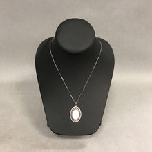 Load image into Gallery viewer, Silvertone Mother Of Pearl Necklace
