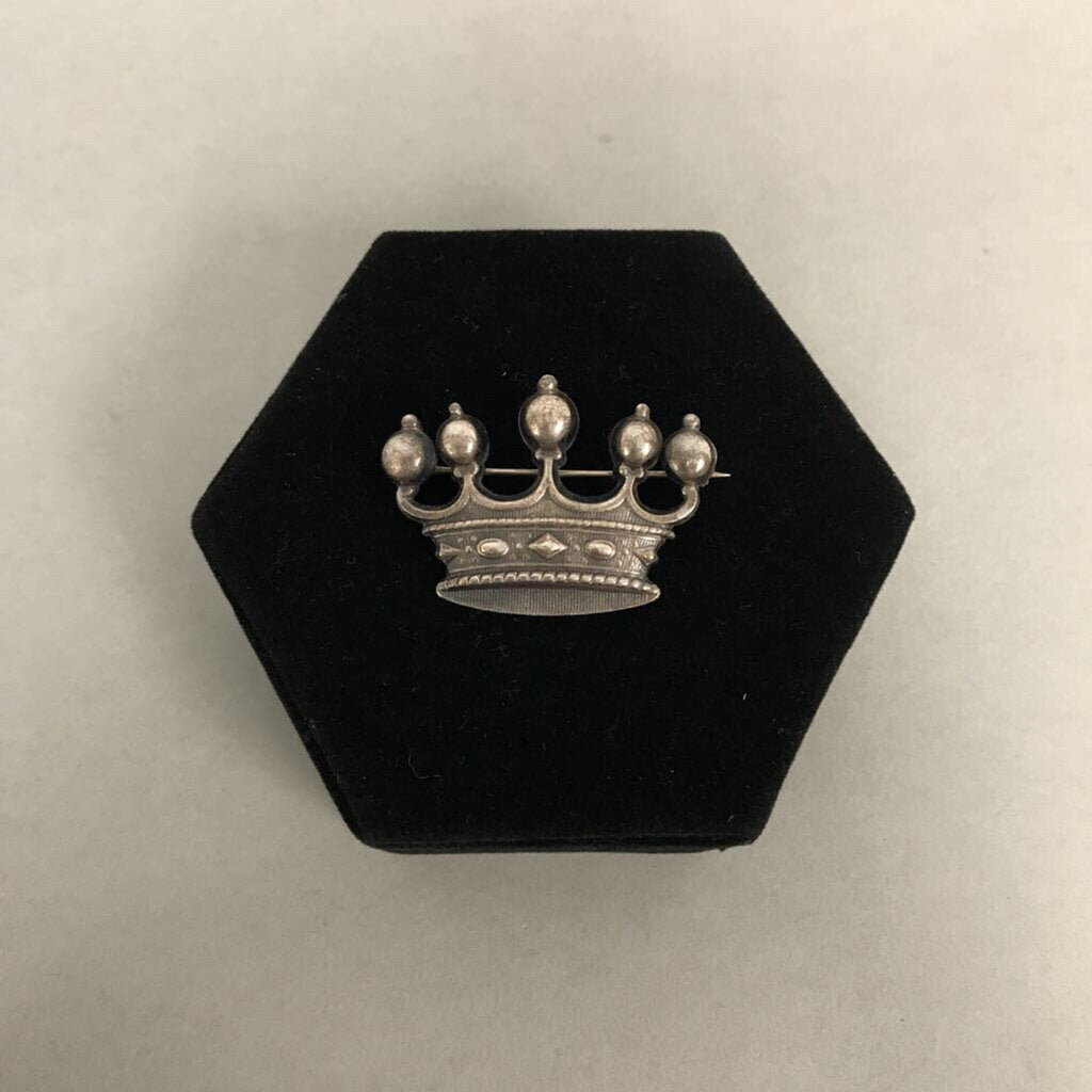 Vintage Accessocraft Crown Pin