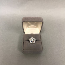 Load image into Gallery viewer, Vintage 14K White Gold Diamond Eastern Star Ring sz 6 (4.8g)
