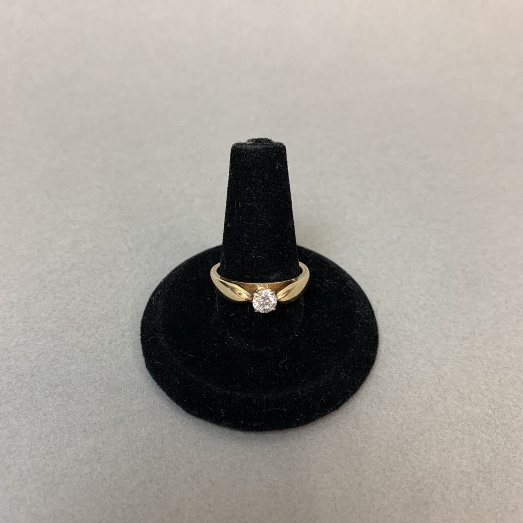 14K Gold Diamond Engagement Ring sz 7 (4.2g)