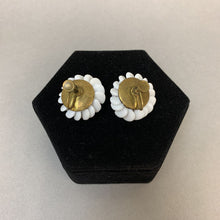Load image into Gallery viewer, Vintage W German Milk Glass Flower Cluster Screw Earrings
