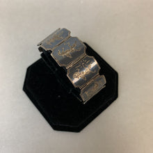 Load image into Gallery viewer, Vintage Siamese Sterling Etched Panel Link Bracelet
