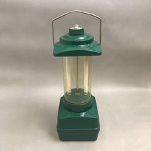 Load image into Gallery viewer, Ray O Vac Sportsman 360 Lantern
