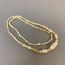 Load image into Gallery viewer, Vintage Mother of Pearl Beaded Necklace
