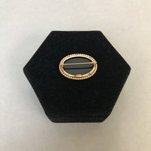 Load image into Gallery viewer, Vintage WRF 1/20 12K Gold Filled Onyx Pin
